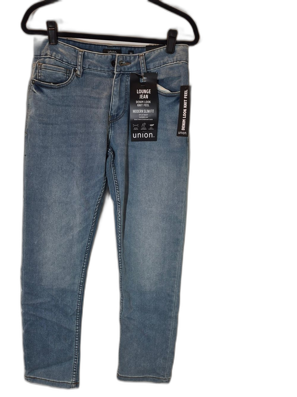 union. Women’s Straight Leg Jeans in Light Blue Wash